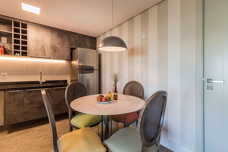 Apartamento Em Frente ao Parque Moinhos | MP1503