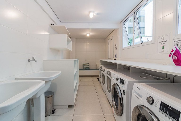 Apartamento Em Frente ao Parque Moinhos | MP1503