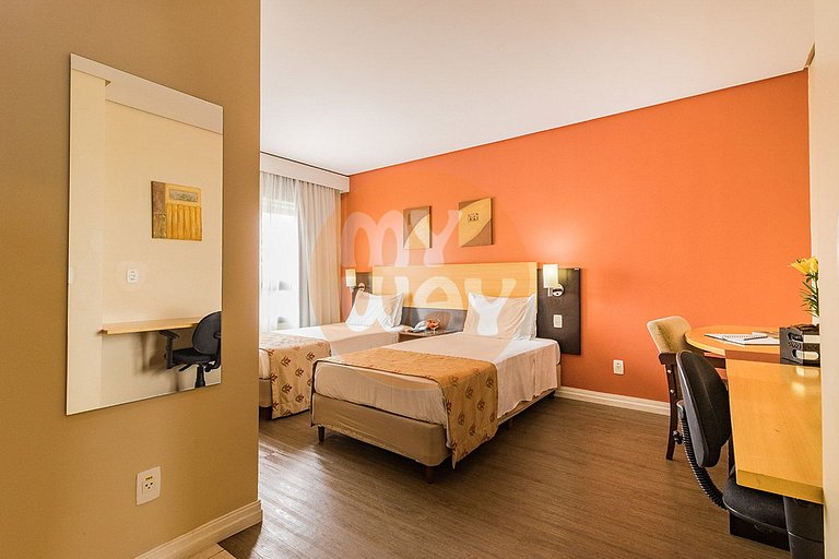 Century Park Living 704 | Apartment in the best region of Ci