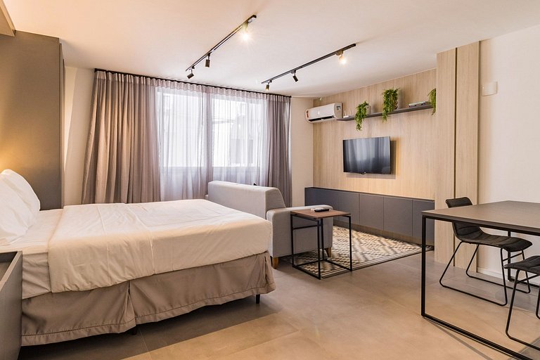 Complete Studio | Next to Santa Casa | DUQ303