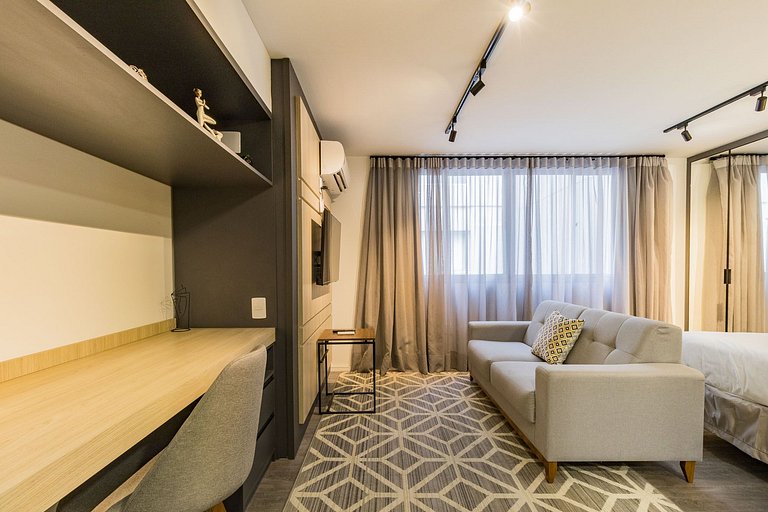 Premium Studio | Next to UFCSPA | Centro DUQ405