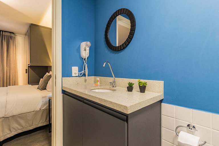 Premium Studio | Next to UFCSPA | Centro DUQ405