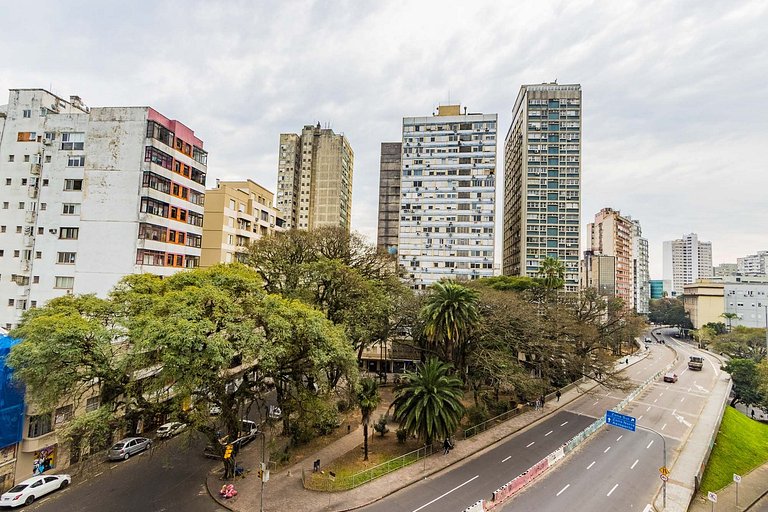 Duque 601 | Apartamento espaçoso no Centro