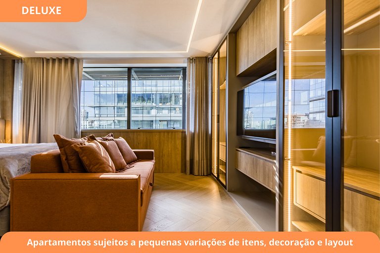 Deluxe Studio | Pool | Carlos Gomes Avenue