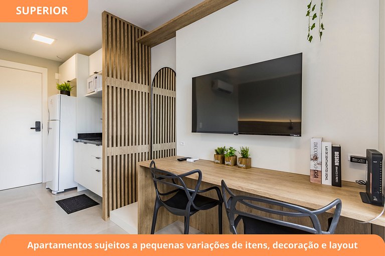 Estudio Moderno | Piscina | Carlos Gomes