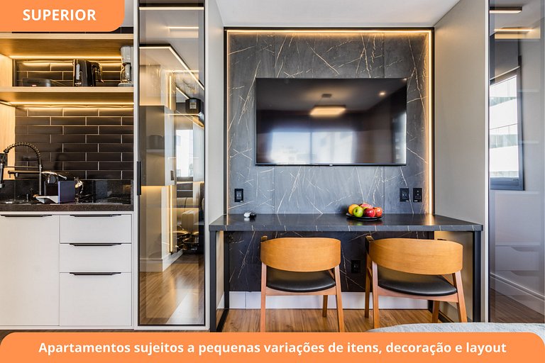 Modern Studio | Pool | Carlos Gomes
