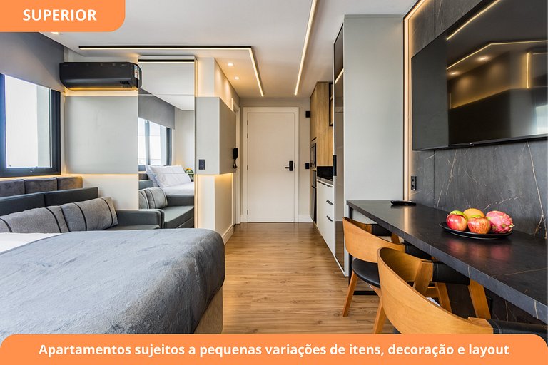 Modern Studio | Pool | Carlos Gomes