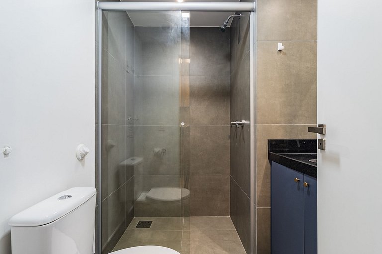 Modern Studio 301 | Pool | Carlos Gomes