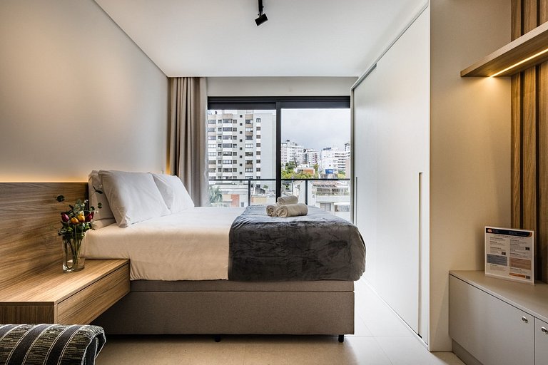 Modern Studio 502 | Next to Moinhos de Vento Hospital