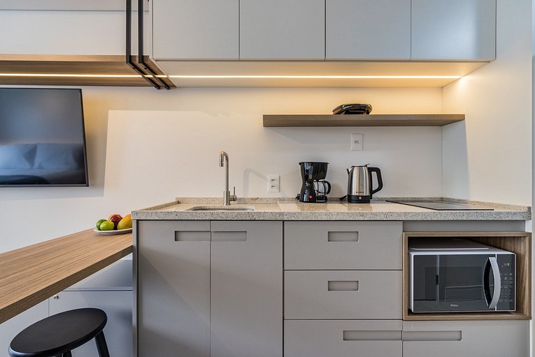 Modern Studio 502 | Next to Moinhos de Vento Hospital