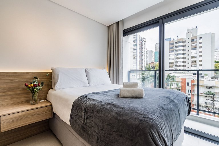 Modern Studio 502 | Next to Moinhos de Vento Hospital