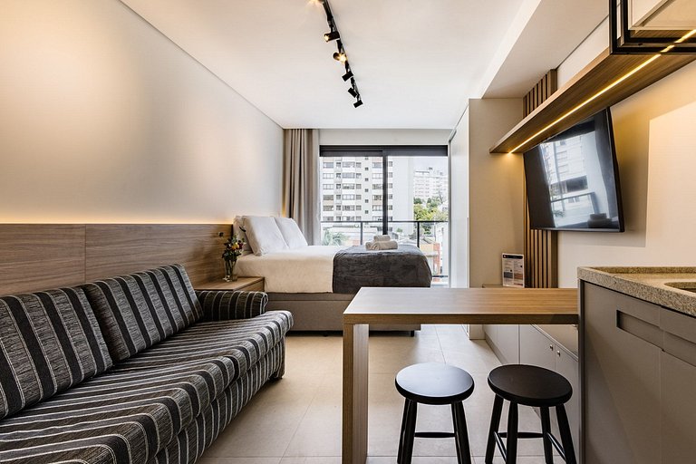 Modern Studio 502 | Next to Moinhos de Vento Hospital