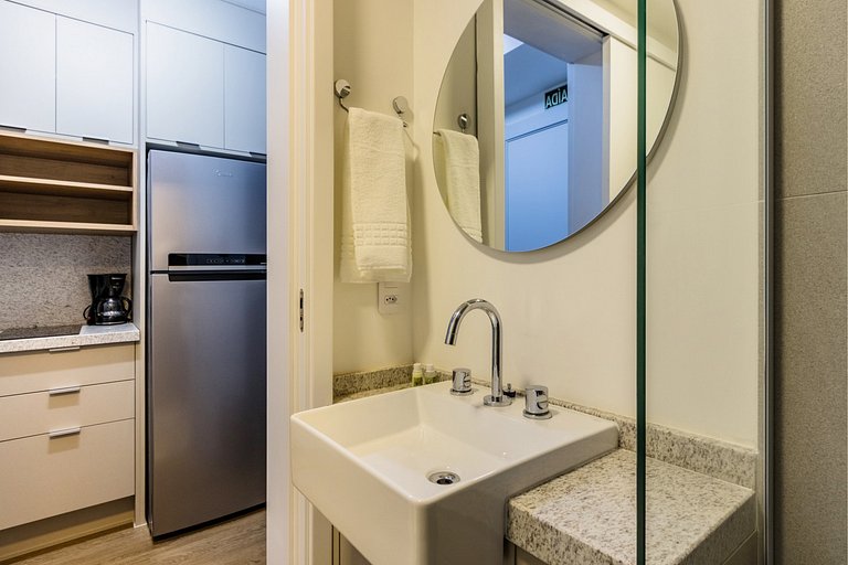 Modern Studio | Pool | Cidade Baixa