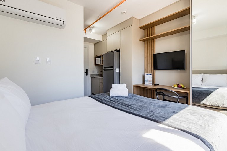 Modern Studio | Pool | Cidade Baixa