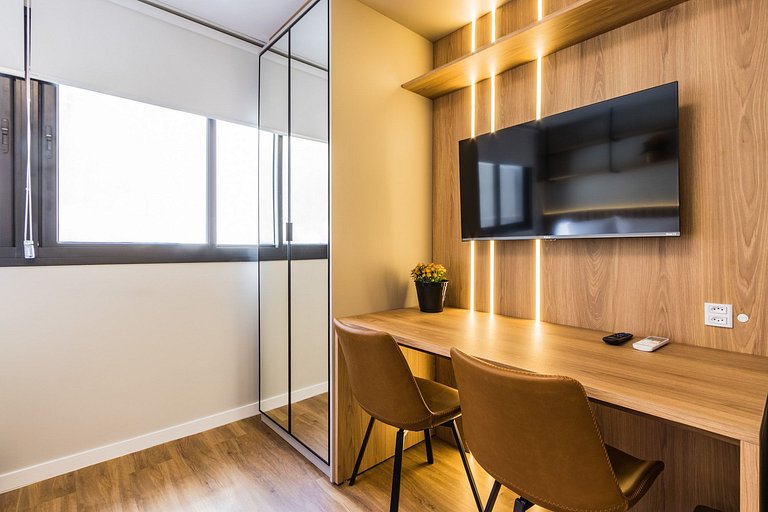 Modern Studio 409 B | Pool | Carlos Gomes